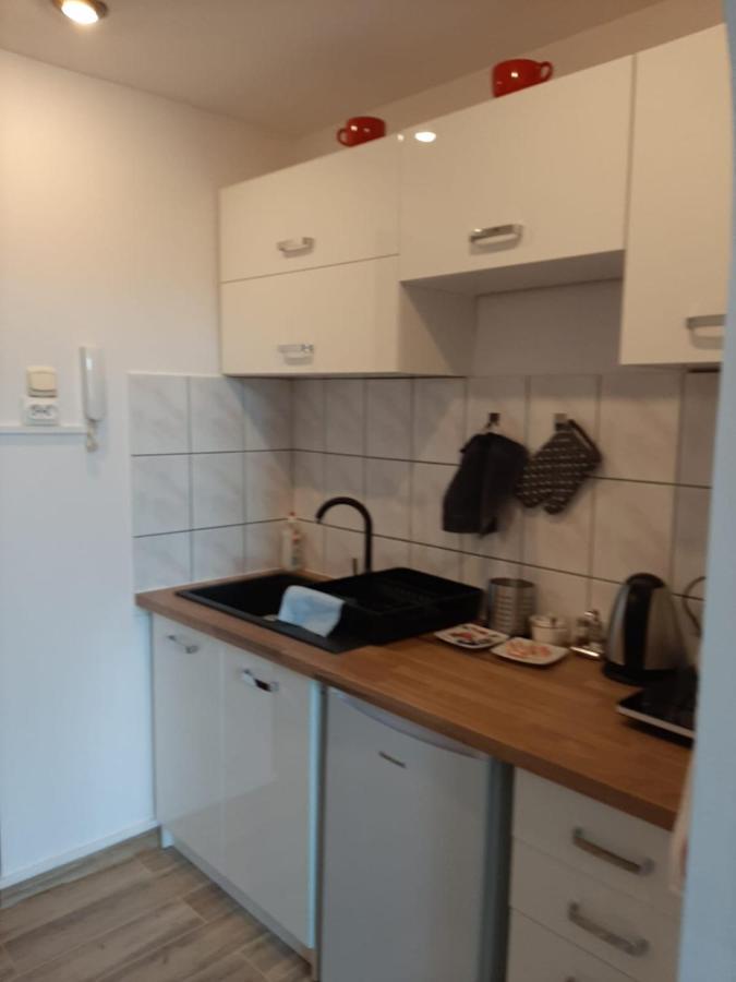 Apartamenty Marco 3 Przy Dworcu-Stare Miasto-Super Wi Fi Краків Екстер'єр фото